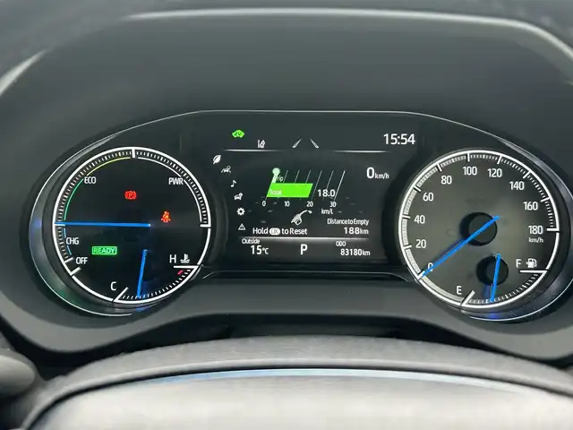 トヨタ ハリアー ハイブリッド Z 岡山県 2020(令2)年 8.4万km ホワイトパールクリスタルシャイン 登録時走行距離83180km/JBLプレミアムサウンド/純正12.3インチナビ/フルセグTV(AM.FM.TV.BT)/全方位カメラ/ETC2.0/ブラインドスポットモニター/デジタルインナーミラー/ヘッドアップディスプレイ/クリアランスソナー/衝突軽減ブレーキ/横滑り防止装置/クルーズコントロール(追従走行あり)/車線逸脱警報（レーンキープアシスト）/オートライト/オートマチックハイビーム/アイドリングストップ/電動リアゲート/19インチ純正AW/純正フロアマット/ハーフレザーシート/D席パワーシート/スマートキー/プッシュスタート/ドアバイザー