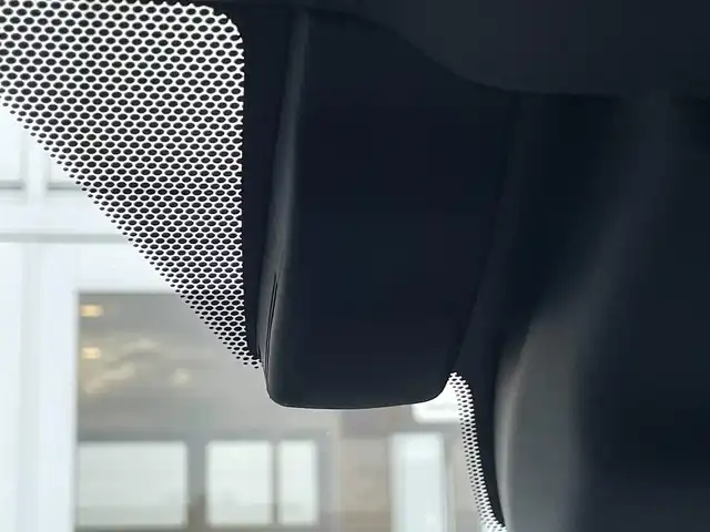 レクサス ＵＸ 250h Fスポーツ 宮崎県 2023(令5)年 7.6万km ホワイトノーヴァガラスフレーク ３眼ＬＥＤヘッドライト/純正ナビ/フルセグＴＶ/ＢＳＭ/レザーシート/シートヒーター/ステアリングヒーター/ＥＴＣ/レーダークルーズ/全方位カメラ/オートマチックハイビーム