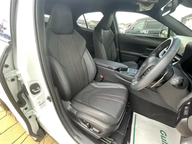 レクサス ＵＸ 250h Fスポーツ 宮崎県 2023(令5)年 7.6万km ホワイトノーヴァガラスフレーク ３眼ＬＥＤヘッドライト/純正ナビ/フルセグＴＶ/ＢＳＭ/レザーシート/シートヒーター/ステアリングヒーター/ＥＴＣ/レーダークルーズ/全方位カメラ/オートマチックハイビーム
