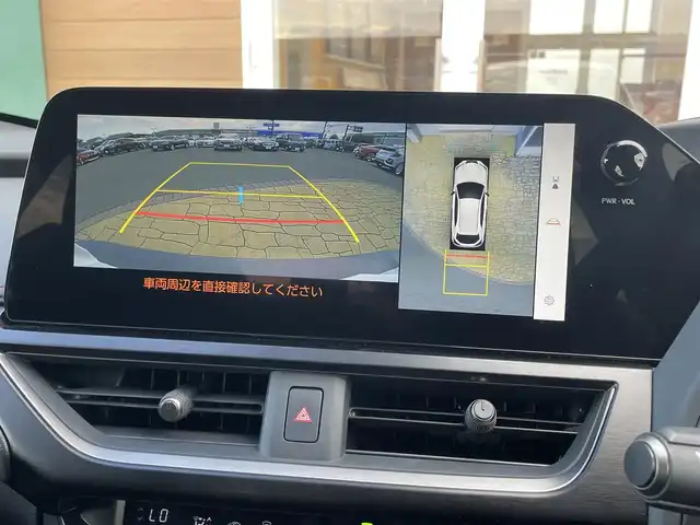 レクサス ＵＸ 250h Fスポーツ 宮崎県 2023(令5)年 7.6万km ホワイトノーヴァガラスフレーク ３眼ＬＥＤヘッドライト/純正ナビ/フルセグＴＶ/ＢＳＭ/レザーシート/シートヒーター/ステアリングヒーター/ＥＴＣ/レーダークルーズ/全方位カメラ/オートマチックハイビーム