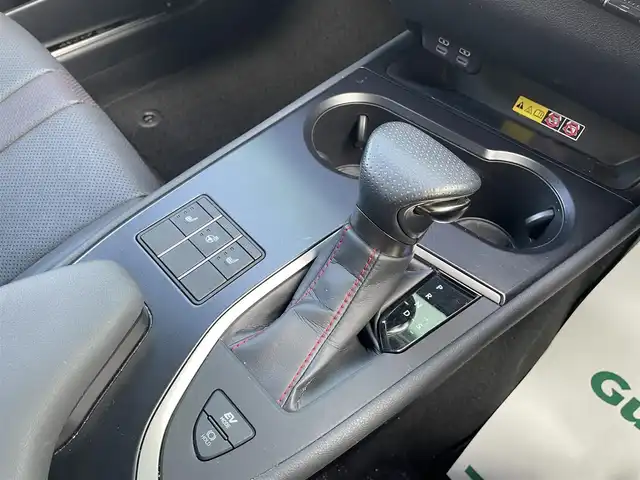 レクサス ＵＸ 250h Fスポーツ 宮崎県 2023(令5)年 7.6万km ホワイトノーヴァガラスフレーク ３眼ＬＥＤヘッドライト/純正ナビ/フルセグＴＶ/ＢＳＭ/レザーシート/シートヒーター/ステアリングヒーター/ＥＴＣ/レーダークルーズ/全方位カメラ/オートマチックハイビーム