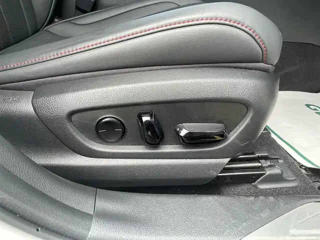 レクサス ＵＸ 250h Fスポーツ 宮崎県 2023(令5)年 7.6万km ホワイトノーヴァガラスフレーク ３眼ＬＥＤヘッドライト/純正ナビ/フルセグＴＶ/ＢＳＭ/レザーシート/シートヒーター/ステアリングヒーター/ＥＴＣ/レーダークルーズ/全方位カメラ/オートマチックハイビーム