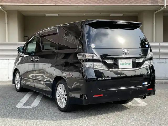トヨタ ヴェルファイア 2．4Z プラチナセレクション 大阪府 2009(平21)年 7.6万km ブラック 純正ナビ/　FM/AM/フルセグTV/Bluetooth/AUX/CD/DVD/フリップダウンモニター/パワーバックドア/ステアリングスイッチ/革巻きステアリング/バックカメラ/フロントコーナーセンサー/クリアランスソナー/HIDヘッドライト/フォグランプ/純正18インチアルミホイール/プッシュスタート/オートライト/スペアキー/記録簿：H24.26.28.30.R2.4.6年分あり