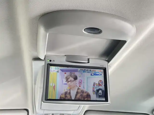 トヨタ ヴェルファイア 2．4Z プラチナセレクション 大阪府 2009(平21)年 7.6万km ブラック 純正ナビ/　FM/AM/フルセグTV/Bluetooth/AUX/CD/DVD/フリップダウンモニター/パワーバックドア/ステアリングスイッチ/革巻きステアリング/バックカメラ/フロントコーナーセンサー/クリアランスソナー/HIDヘッドライト/フォグランプ/純正18インチアルミホイール/プッシュスタート/オートライト/スペアキー/記録簿：H24.26.28.30.R2.4.6年分あり