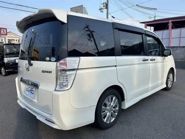 ホンダ ステップワゴン スパーダ Z HDDナビED 和歌山県 2012(平24)年 8万km プレミアムホワイトパール (株)IDOMが運営する【じしゃロン和歌山店】の自社ローン専用車両になります。こちらは現金またはオートローンご利用時の価格です。自社ローンご希望の方は別途その旨お申付け下さい/純正HDDナビ/(CD.DVD.HDD.フルセグ)/バックカメラ/ステアリングリモコン/コンフォートビューパッケージ/両側パワースライドドア/HIDオートライト/ビルトインETC/スマートキー/純正フロアマット