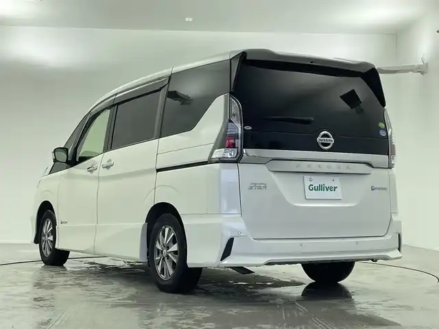 日産 セレナ e－パワー ハイウェイスター V 福井県 2019(令1)年 5.1万km ブリリアントホワイトパール セーフティパックB/プロパイロット/・衝突軽減ブレーキ/・車線逸脱警報機能/・レーンキープアシスト/・クルーズコントロール（追従有）/社外SDナビゲーション/【AM/FM/CD/Bluetooth/フルセグTV】/バックカメラ/ETC/デジタルインナーミラー/両側パワースライドドア/ドライブレコーダー/プッシュスタート/スマートキー/スペアキー/オートライト/LEDヘッドライド/フォグランプ/取扱説明書