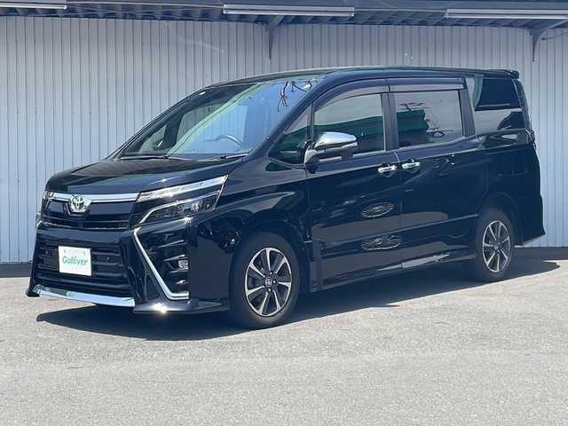 トヨタ ヴォクシー ZS 煌Ⅲ 長野県 2020(令2)年 5.7万km ブラック ４WD/Toyota Safety Sense P/カロッツェリアナビフルセグTV/バックカメラ/ビルトインETC/両側パワースライドドア/ハーフレザーシート/前後コーナーセンサー/純正１６インチアルミ/スマートキー