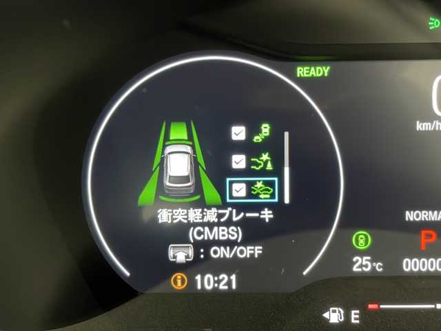 ホンダ ヴェゼル ハイブリッド e:HEV Z 愛知県 2025(令7)年 0.1万km未満 プラチナホワイトパール 登録済未使用車/衝突軽減システム/純正ディスプレイオーディオ（ナビあり）/レーダークルーズコントロール/シートヒーター/フルセグ/Bluetooth/バックカメラ/電動リアゲート/コーナーセンサー/純正アルミホイール/ETC2.0/ブラインドスポットモニター/LEDヘッドライト/パドルシフト/ダウンヒルアシストコントロール/ステアリングヒーター/オートマチックハイビーム/置くだけ充電器/ステアリングスイッチ/スマートキー/プッシュスタート