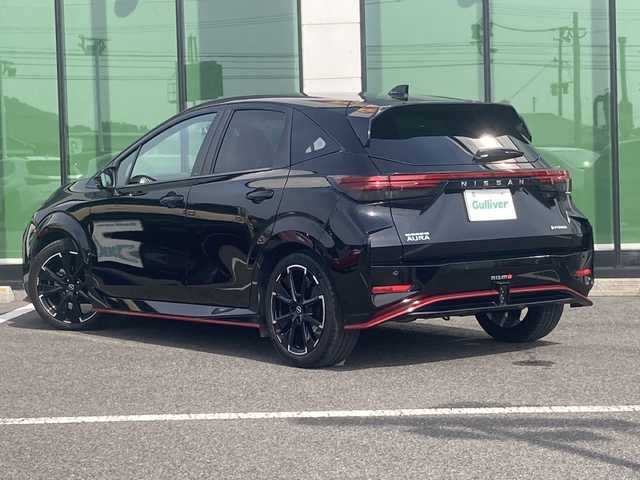 日産 オーラ ニスモ 福岡県 2021(令3)年 5.5万km スーパーブラック 純正ナビ／Ｂｌｕｅｔｏｏｔｈ／フルセグＴＶ／ＥＴＣ／アラウンドビューモニター／電子ミラー／プロパイロット／エマージェンシーブレーキ／キーフリー／Ｐスタート／置くだけ充電／純正アルミホイール