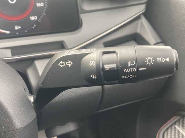 日産 オーラ ニスモ 福岡県 2021(令3)年 5.5万km スーパーブラック 純正ナビ／Ｂｌｕｅｔｏｏｔｈ／フルセグＴＶ／ＥＴＣ／アラウンドビューモニター／電子ミラー／プロパイロット／エマージェンシーブレーキ／キーフリー／Ｐスタート／置くだけ充電／純正アルミホイール