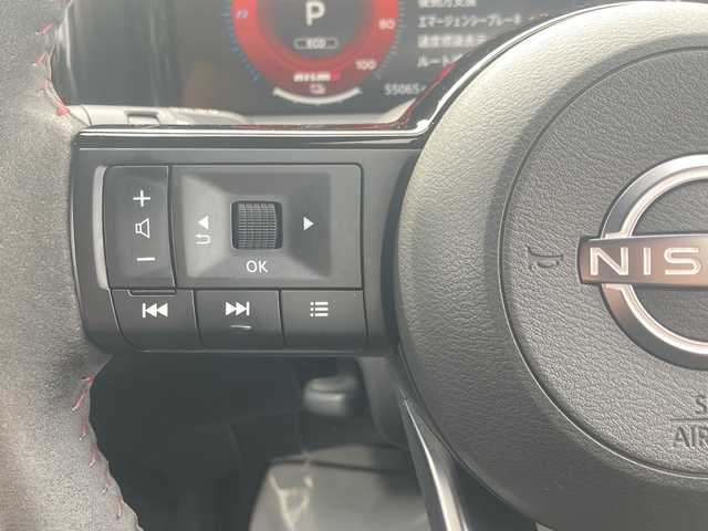 日産 オーラ ニスモ 福岡県 2021(令3)年 5.5万km スーパーブラック 純正ナビ／Ｂｌｕｅｔｏｏｔｈ／フルセグＴＶ／ＥＴＣ／アラウンドビューモニター／電子ミラー／プロパイロット／エマージェンシーブレーキ／キーフリー／Ｐスタート／置くだけ充電／純正アルミホイール