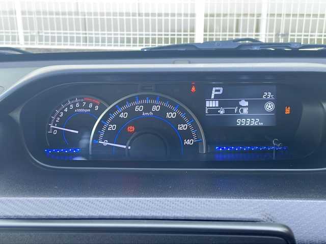 スズキ ワゴンＲ HYBRID FZ 愛知県 2017(平29)年 10万km リフレクティブオレンジM /メモリナビ/BT/CD/DVD/フルセグTV//バックカメラ/ビルトインETC/ドラレコ//ヘッドアップディスプレイ//革巻きステア/ステアスイッチ//D席シートヒーター//アイドリングストップ//プリクラッシュ//レーンキープアシスト//横滑り防止装置//LEDオートライト/オートハイビーム//前方ドライブレコーダー//電格ウインカーミラー//純正ドアバイザー/フロアマット//純正AW//盗難防止装置//保証書//取説//整備記録簿R4.R6//スペアキー