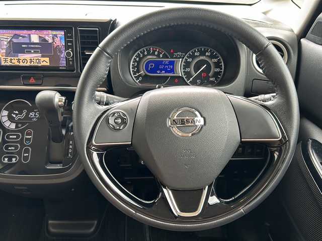 日産 デイズ ルークス HWS X Vセレクション 静岡県 2020(令2)年 2.2万km レモンライム/エアグレー 純正ナビ/・Bluetooth/・CD/DVD/・フルセグTV/・SD/主要装備/・プッシュスタート/・両側パワースライドドア/・アラウンドビューモニター/・衝突被害軽減システム/・レーンキープアシスト/・オートマチックハイビーム/・LEDヘッドライト/・純正ＡＷ/・純正フロアマット/・ハーフレザーシート/・アイドリングストップ/・後席サンシェード