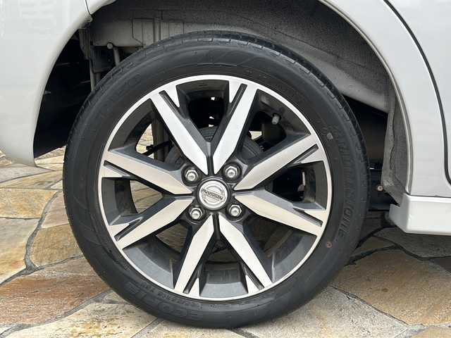 日産 デイズ ルークス HWS X Vセレクション 静岡県 2020(令2)年 2.2万km レモンライム/エアグレー 純正ナビ/・Bluetooth/・CD/DVD/・フルセグTV/・SD/主要装備/・プッシュスタート/・両側パワースライドドア/・アラウンドビューモニター/・衝突被害軽減システム/・レーンキープアシスト/・オートマチックハイビーム/・LEDヘッドライト/・純正ＡＷ/・純正フロアマット/・ハーフレザーシート/・アイドリングストップ/・後席サンシェード