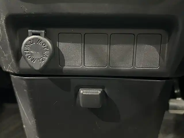 トヨタ ルーミー G S 鹿児島県 2018(平30)年 3.3万km マゼンタベリーマイカM 禁煙車/純正ナビ（NSZT-Y66T）/バックカメラ/両側パワースライドドア/スマアシII/純正前方ドライブレコーダー/ビルトインETC/クルーズコントロール/レーンキープアシスト/フルセグTV/アイドリングストップ/LEDヘッドライト/フロントフォグ/純正フロアマット/オートライト/盗難防止装置/横滑り防止装置/パワーステアリング/パワーウィンドウ/取扱説明書/保証書
