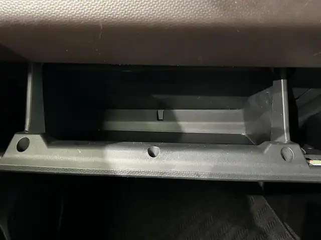 トヨタ ルーミー G S 鹿児島県 2018(平30)年 3.3万km マゼンタベリーマイカM 禁煙車/純正ナビ（NSZT-Y66T）/バックカメラ/両側パワースライドドア/スマアシII/純正前方ドライブレコーダー/ビルトインETC/クルーズコントロール/レーンキープアシスト/フルセグTV/アイドリングストップ/LEDヘッドライト/フロントフォグ/純正フロアマット/オートライト/盗難防止装置/横滑り防止装置/パワーステアリング/パワーウィンドウ/取扱説明書/保証書