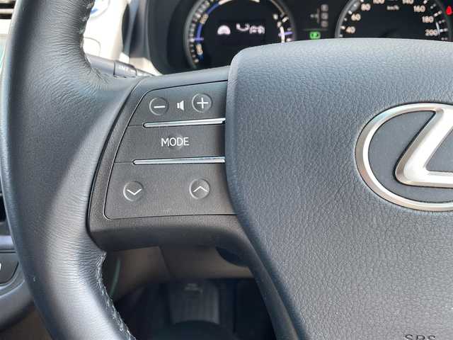 レクサス ＨＳ 250h 島根県 2014(平26)年 7.9万km ホワイトパールクリスタルシャイン プリクラッシュセーフティ/純正ナビ/CD/DVD/DTV/Bluetooth/フロント/バックカメラ/レーダークルーズコントロール/クリアランスソナー /LEDオートライト/ビルトインETC/前後ドライブレコーダー/ステアリングスイッチ/スマートキー/スペアキー /プッシュスタート /純正フロアマット/純正ドアバイザー
