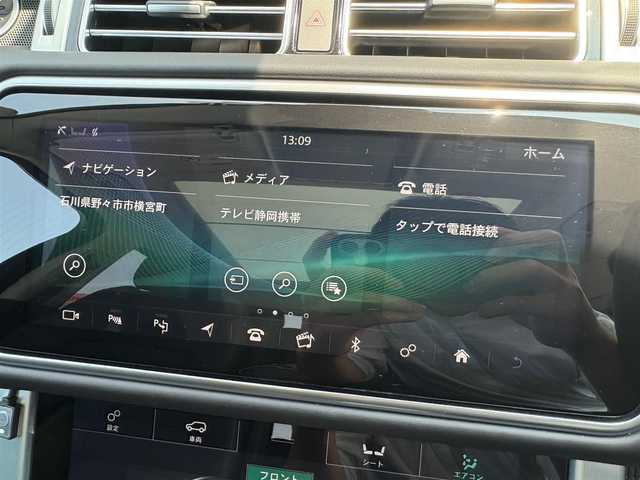 ランドローバー レンジローバー ヴォーグ 石川県 2019(令1)年 1.8万km 白 4WD/純正メモリナビ（Bluetooth）/フルセグテレビ/黒レザーシート/全席パワーシート/全席シートヒーター/エアシート/バックカメラ/パワーバックドア/アイドリングストップ/パーキングアシスト/ガラスルーフ/LEDヘッドライト/オートライト/AppleCarPlay/ビルトインETC/衝突軽減ブレーキ/USB