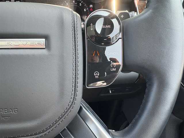 ランドローバー レンジローバー ヴォーグ 石川県 2019(令1)年 1.8万km 白 4WD/純正メモリナビ（Bluetooth）/フルセグテレビ/黒レザーシート/全席パワーシート/全席シートヒーター/エアシート/バックカメラ/パワーバックドア/アイドリングストップ/パーキングアシスト/ガラスルーフ/LEDヘッドライト/オートライト/AppleCarPlay/ビルトインETC/衝突軽減ブレーキ/USB
