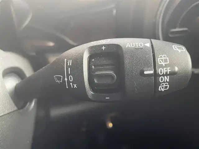 ＭＩＮＩ ＢＭＷ ミニ クーパー S 高知県 2023(令5)年 0.8万km グレーＭ ルーフトップグレーメタリック/ワンオーナー/純正ディスプレイオーディオ/【BT/AppleCarplay】/バックカメラ/クルーズコントロール/衝突被害軽減ブレーキ/横滑り防止/ハーフレザーシート/シートヒーター/コーナー、バックセンサー/ETC/前後ドライブレコーダー/パドルシフト/オートワイパー/オートライト/純正LEDライト/スマートキー/プッシュスタート/MTモード付きAT/アイドリングストップ/純正アルミホイール 17インチ/純正フロアマット