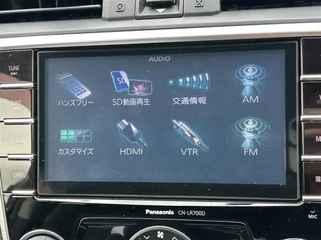 スバル レヴォーグ 1．6GT－S アイサイト 埼玉県 2015(平27)年 14.1万km クリスタルブラックシリカ (株)IDOMが運営する【じしゃロン鳩ヶ谷店】の自社ローン専用車両になりますこちらは現金またはオートローンご利用時の価格です。自社ローンご希望の方は別途その旨お申付け下さい/純正SDナビ/・AM/FM・CD・SD/純正フルセグテレビ/アイサイト/バックカメラ/アイドリングストップ/アダプティブクルーズコントロール/プッシュスタート/ETC/社外18インチAW/パドルシフト/シートヒーター運転席＋助手席/パワーシート運転席＋助手席/フォグランプ/衝突被害軽減システム/レーンアシスト