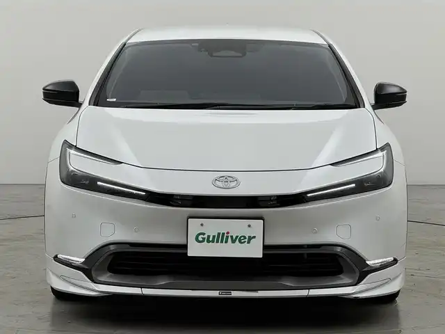 トヨタ プリウス Z 福岡県 2023(令5)年 3.1万km プラチナホワイトパールマイカ モデリスタエアロ　/純正１２．３型ＤＡナビ　/全方位カメラ　/ビルトインＥＴＣ２．０　/コーナーセンサー　/トヨタセーフティセンス　/衝突軽減ブレーキ/レーンキープ/ブラインドスポットモニター/ＰＫＳＢ　/パーキングアシスト　/シートベンチレーション／ヒーター/ステアリングヒーター/パワーバックドア　/ＬＥＤヘッドライト