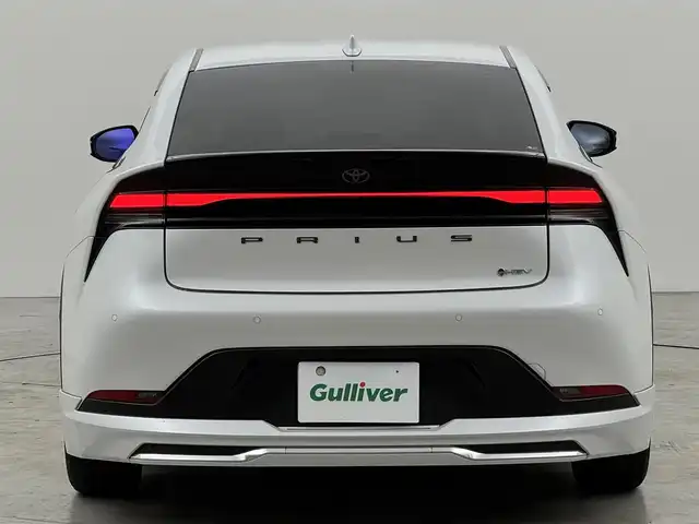 トヨタ プリウス Z 福岡県 2023(令5)年 3.1万km プラチナホワイトパールマイカ モデリスタエアロ　/純正１２．３型ＤＡナビ　/全方位カメラ　/ビルトインＥＴＣ２．０　/コーナーセンサー　/トヨタセーフティセンス　/衝突軽減ブレーキ/レーンキープ/ブラインドスポットモニター/ＰＫＳＢ　/パーキングアシスト　/シートベンチレーション／ヒーター/ステアリングヒーター/パワーバックドア　/ＬＥＤヘッドライト