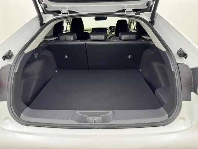 トヨタ プリウス Z 福岡県 2023(令5)年 3.1万km プラチナホワイトパールマイカ モデリスタエアロ　/純正１２．３型ＤＡナビ　/全方位カメラ　/ビルトインＥＴＣ２．０　/コーナーセンサー　/トヨタセーフティセンス　/衝突軽減ブレーキ/レーンキープ/ブラインドスポットモニター/ＰＫＳＢ　/パーキングアシスト　/シートベンチレーション／ヒーター/ステアリングヒーター/パワーバックドア　/ＬＥＤヘッドライト