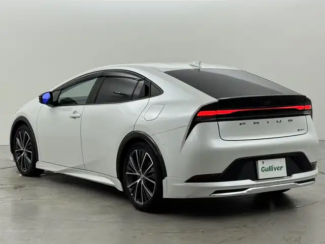 トヨタ プリウス Z 福岡県 2023(令5)年 3.1万km プラチナホワイトパールマイカ モデリスタエアロ　/純正１２．３型ＤＡナビ　/全方位カメラ　/ビルトインＥＴＣ２．０　/コーナーセンサー　/トヨタセーフティセンス　/衝突軽減ブレーキ/レーンキープ/ブラインドスポットモニター/ＰＫＳＢ　/パーキングアシスト　/シートベンチレーション／ヒーター/ステアリングヒーター/パワーバックドア　/ＬＥＤヘッドライト