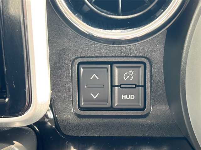 スズキ スペーシア カスタム HYBRID XS 静岡県 2021(令3)年 3.2万km スチールシルバーメタリック/ブルーイッシュブラックパール 純正8インチナビ/地デジTV/純正CD/DVD/Bluetooth/バックカメラ/両側パワースライドドア/衝突軽減ブレーキ/シートヒーター/純正15インチAW/LEDヘッドライト/オートライト/スマートキー/ETC