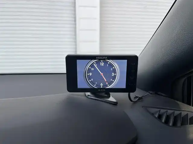 トヨタ カローラ スポーツ G Z 高知県 2022(令4)年 0.8万km プラチナホワイトパールマイカ 純正ナビ/　Bluetooth/Miracast/TRDエアロ/ビルトインETC/LEDヘッドライト/ドライブレコーダー/バックカメラ/トヨタセーフティーセンス/シートヒーター/オートライト/GPSレーダー探知機/ステアリングヒーター/純正18インチアルミホイール/純正フロアマット/本革巻きステアリング/クルーズコントロール/盗難防止装置