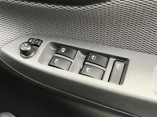 ダイハツ ムーヴ カスタム X 富山県 2015(平27)年 2.1万km パールホワイトⅢ 純正ナビ/フルセグTV/Bluetooth/バックカメラ/プッシュスタート/スマートキー/ベンチシート/LEDヘッドライト/オートライト/電動格納ミラー/ウインカーミラー/フォグランプ/横滑り防止装置