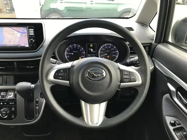 ダイハツ ムーヴ カスタム X 富山県 2015(平27)年 2.1万km パールホワイトⅢ 純正ナビ/フルセグTV/Bluetooth/バックカメラ/プッシュスタート/スマートキー/ベンチシート/LEDヘッドライト/オートライト/電動格納ミラー/ウインカーミラー/フォグランプ/横滑り防止装置