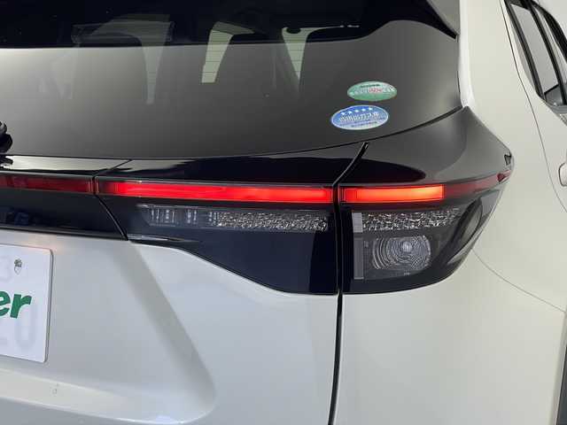 トヨタ ヤリスクロス ハイブリッド Z 愛知県 2021(令3)年 3.7万km ホワイトパールクリスタルシャイン ・ワンオーナー/・純正ナビ/Bluetooth/Apple Carplay/フルセグTV/AM/FM/・全周囲カメラ/・ハーフレザーシート/・運/助シートヒーター/・ハンドルヒーター/・運パワーシート/・ブラインドスポットモニター/・オートブレーキホールド/・電動パワーバックドア/・前後ドライブコーダー/・ETC/・純正フロアマット/・純正１８インチアルミホイール/・ドアバイザー/・スマートキー×２/・オートLEDヘッドライト/トヨタセーフティセンス/・プリクラッシュセーフティ/・フロントクロストラフィックアラート（FCTA）/・レーンチェンジアシスト/・レーンディパーチャーアラート（LDA）/・レーダークルーズコントロール/・オートマチックハイビーム（AHB）/・ロードサインアシスト（RSA）