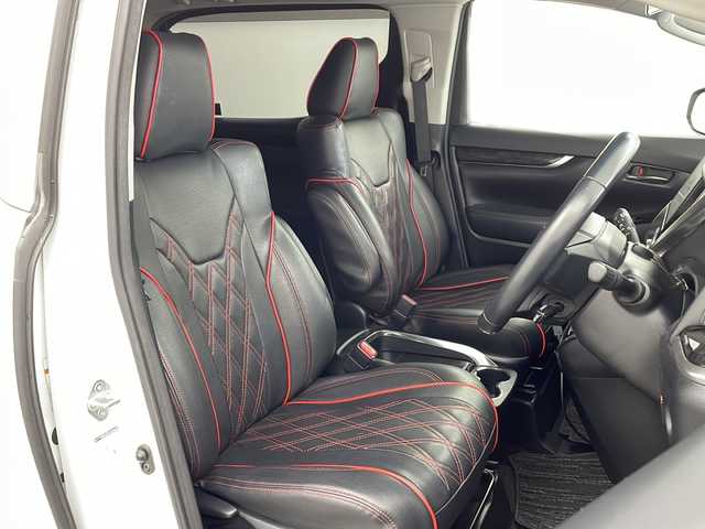 トヨタ アルファード S 兵庫県 2018(平30)年 7万km ホワイトパールクリスタルシャイン ・純正10インチナビ/Bluetooth/CD/DVD/USB/HDMI/TV/・バックカメラ/・サイドカメラ/・純正フリップダウンモニター/・トヨタセーフティセンス/・プリクラッシュセーフティ/・レーントレーシングアシスト/・クリアランスソナー/・パーキングサポートブレーキ/・ロードサインアシスト/・レーダクルーズコントロール/・オートマチックハイビーム/・横滑り防止装置/・電子パーキングブレーキ/・オートホールド/・両側パワースライドドア/・革巻きステアリング/・ステアリングスイッチ/・デジタルインナーミラー/・純正フロアマット/・全席合皮シートカバー/・オールオートパワーウィンドウ/・電動格納ミラー/・TRDエアロパーツ/・社外19インチアルミホイールタイヤ/・LEDヘッドライト/・フォグランプ/・MTモード付AT/・nanoe/・AC100V充電/・純正ドライブレコーダー/・ビルトインETC/・スマートキー