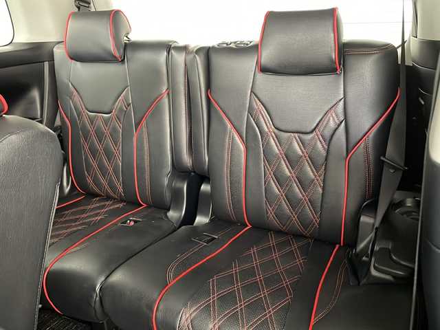 トヨタ アルファード S 兵庫県 2018(平30)年 7万km ホワイトパールクリスタルシャイン ・純正10インチナビ/Bluetooth/CD/DVD/USB/HDMI/TV/・バックカメラ/・サイドカメラ/・純正フリップダウンモニター/・トヨタセーフティセンス/・プリクラッシュセーフティ/・レーントレーシングアシスト/・クリアランスソナー/・パーキングサポートブレーキ/・ロードサインアシスト/・レーダクルーズコントロール/・オートマチックハイビーム/・横滑り防止装置/・電子パーキングブレーキ/・オートホールド/・両側パワースライドドア/・革巻きステアリング/・ステアリングスイッチ/・デジタルインナーミラー/・純正フロアマット/・全席合皮シートカバー/・オールオートパワーウィンドウ/・電動格納ミラー/・TRDエアロパーツ/・社外19インチアルミホイールタイヤ/・LEDヘッドライト/・フォグランプ/・MTモード付AT/・nanoe/・AC100V充電/・純正ドライブレコーダー/・ビルトインETC/・スマートキー