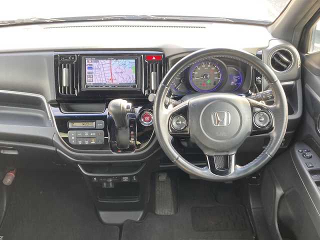 ホンダ Ｎ ＷＧＮ カスタムGターボSSブラックスタイルP 佐賀県 2018(平30)年 4.1万km クリスタルブラックパール Stradaナビ/バックカメラ/CTBA/クルーズコントロール/ハーフレザーシート/シートヒーター/ビルトインETC/ステアリングリモコン/プッシュスタート/スマートキー/HIDヘッドライト/フォグライト/純正ブラックアルミホイール