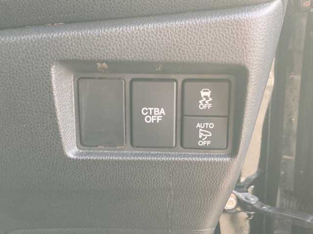 ホンダ Ｎ ＷＧＮ カスタムGターボSSブラックスタイルP 佐賀県 2018(平30)年 4.1万km クリスタルブラックパール Stradaナビ/バックカメラ/CTBA/クルーズコントロール/ハーフレザーシート/シートヒーター/ビルトインETC/ステアリングリモコン/プッシュスタート/スマートキー/HIDヘッドライト/フォグライト/純正ブラックアルミホイール