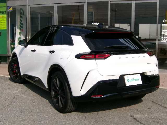 トヨタ クラウン スポーツ RS 奈良県 2024(令6)年 1.5万km パールⅡ /クラウンスポーツPHEV/ワンオーナー車/スマートキー×2個/純正12.3インチディスプレイオーディオナビTV/純正21インチアルミ/パノラマルーフ/セーフティセンス/トヨタチームメイト/黒革レザーシート/パワーシート/シートヒーター/ビルトインETC/ドライブレコーダー/パワーバックドア/LEDヘッドライト/ビルトインETC2.0/おくだけ充電/純正レッド内装/充電ケーブル専用バッグ有