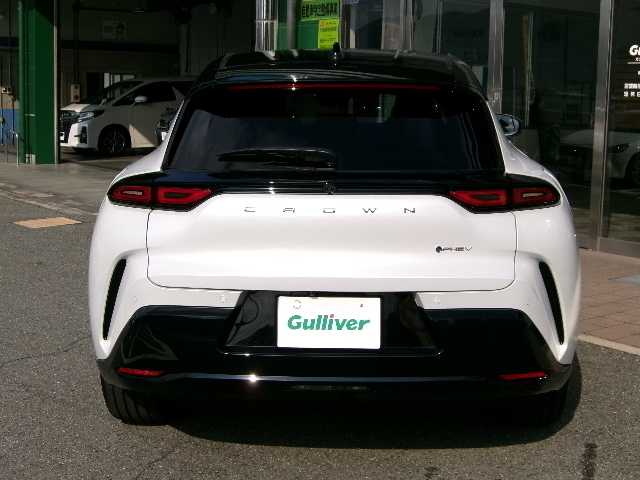 トヨタ クラウン スポーツ RS 奈良県 2024(令6)年 1.5万km パールⅡ /クラウンスポーツPHEV/ワンオーナー車/スマートキー×2個/純正12.3インチディスプレイオーディオナビTV/純正21インチアルミ/パノラマルーフ/セーフティセンス/トヨタチームメイト/黒革レザーシート/パワーシート/シートヒーター/ビルトインETC/ドライブレコーダー/パワーバックドア/LEDヘッドライト/ビルトインETC2.0/おくだけ充電/純正レッド内装/充電ケーブル専用バッグ有