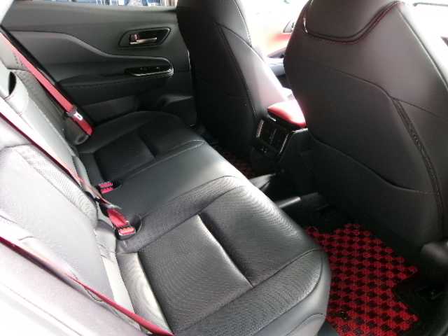 トヨタ クラウン スポーツ RS 奈良県 2024(令6)年 1.5万km パールⅡ /クラウンスポーツPHEV/ワンオーナー車/スマートキー×2個/純正12.3インチディスプレイオーディオナビTV/純正21インチアルミ/パノラマルーフ/セーフティセンス/トヨタチームメイト/黒革レザーシート/パワーシート/シートヒーター/ビルトインETC/ドライブレコーダー/パワーバックドア/LEDヘッドライト/ビルトインETC2.0/おくだけ充電/純正レッド内装/充電ケーブル専用バッグ有