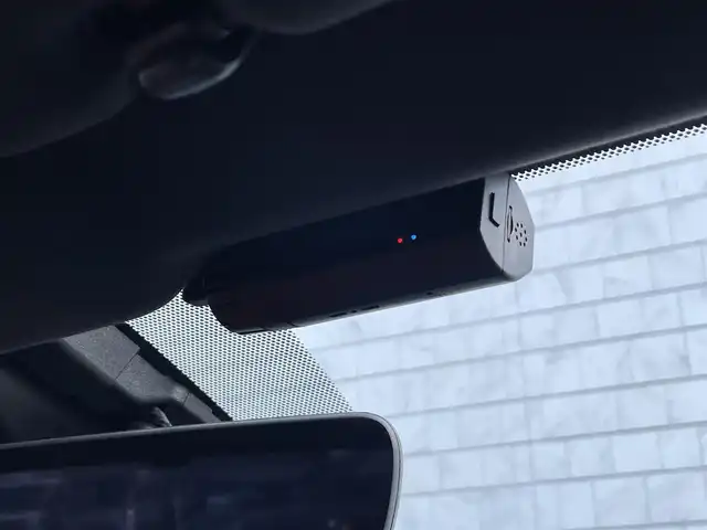 レクサス ＬＣ 500h Lパッケージ 愛知県 2021(令3)年 10.8万km ホワイトノーヴァガラスフレーク サンルーフ/赤レザーシート/前後ドライブレコーダー/ブラインドスポットモニター/パドルシフト（10段階CVT）/レクサスアナログ時計/純正21インチアルミホイール/バックカメラ/フルセグTV/CD/DVD再生機能/Bluetooth/USB/AUX接続機能/パワーシート（運転席・助手席）/シートメモリー（運転席 3名分）/シートヒーター＆シートベンチレーション（運転席・助手席）/レーダークルーズコントロール/レーンキープアシスト/電動チルト＆テレスコピックステアリング/デュアルオートエアコン/ETC2.0/スマートキー/プッシュスタート