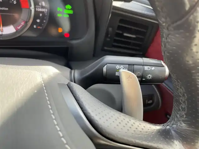 レクサス ＬＣ 500h Lパッケージ 愛知県 2021(令3)年 10.8万km ホワイトノーヴァガラスフレーク サンルーフ/赤レザーシート/前後ドライブレコーダー/ブラインドスポットモニター/パドルシフト（10段階CVT）/レクサスアナログ時計/純正21インチアルミホイール/バックカメラ/フルセグTV/CD/DVD再生機能/Bluetooth/USB/AUX接続機能/パワーシート（運転席・助手席）/シートメモリー（運転席 3名分）/シートヒーター＆シートベンチレーション（運転席・助手席）/レーダークルーズコントロール/レーンキープアシスト/電動チルト＆テレスコピックステアリング/デュアルオートエアコン/ETC2.0/スマートキー/プッシュスタート