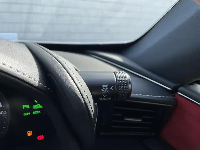 レクサス ＬＣ 500h Lパッケージ 愛知県 2021(令3)年 10.8万km ホワイトノーヴァガラスフレーク サンルーフ/赤レザーシート/前後ドライブレコーダー/ブラインドスポットモニター/パドルシフト（10段階CVT）/レクサスアナログ時計/純正21インチアルミホイール/バックカメラ/フルセグTV/CD/DVD再生機能/Bluetooth/USB/AUX接続機能/パワーシート（運転席・助手席）/シートメモリー（運転席 3名分）/シートヒーター＆シートベンチレーション（運転席・助手席）/レーダークルーズコントロール/レーンキープアシスト/電動チルト＆テレスコピックステアリング/デュアルオートエアコン/ETC2.0/スマートキー/プッシュスタート