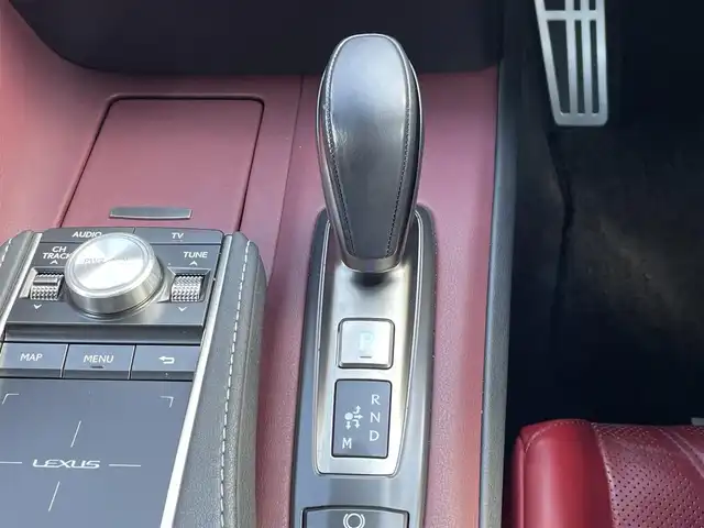 レクサス ＬＣ 500h Lパッケージ 愛知県 2021(令3)年 10.8万km ホワイトノーヴァガラスフレーク サンルーフ/赤レザーシート/前後ドライブレコーダー/ブラインドスポットモニター/パドルシフト（10段階CVT）/レクサスアナログ時計/純正21インチアルミホイール/バックカメラ/フルセグTV/CD/DVD再生機能/Bluetooth/USB/AUX接続機能/パワーシート（運転席・助手席）/シートメモリー（運転席 3名分）/シートヒーター＆シートベンチレーション（運転席・助手席）/レーダークルーズコントロール/レーンキープアシスト/電動チルト＆テレスコピックステアリング/デュアルオートエアコン/ETC2.0/スマートキー/プッシュスタート