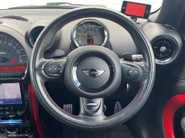 ＭＩＮＩ ミニ クロスオーバー ジョンクーパーワークス 秋田県 2014(平26)年 3.6万km ピュアレッド 社外ナビ　（Ｂｌｕｅｔｏｏｔｈ/ＴＶ/ＣＤ/ＤＶＤ）　/クルコン　/横滑り防止　/ＡＢＳ　/ＥＴＣ　/４ＷＤ　/ＡＡＣ　/ＭＴモードＡＴ　/ドラレコ　/純正フロアマット　/オートライト　/純正アルミホイール