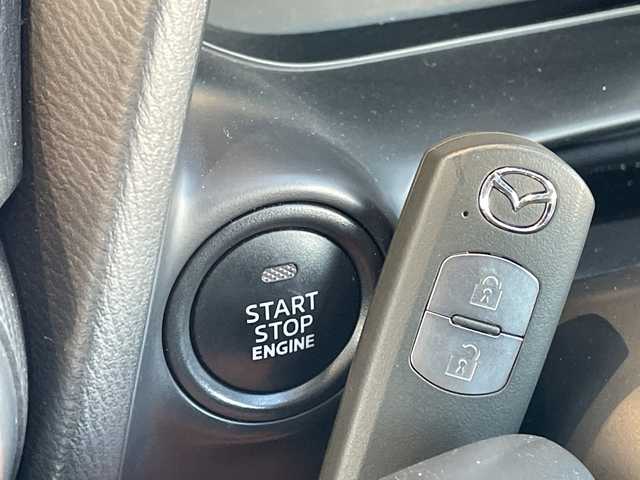 マツダ マツダ２ 15S プロアクティブ 愛知県 2019(令1)年 1.9万km スノーフレイクホワイトパールマイカ 純正ナビ/全方位カメラ/ヘッドアップディスプレイ/ブラインドスポットモニター/LEDヘッドライト/オートマチックハイビーム/ETC/ステアリングスイッチ/スマートキー/プッシュスタート/ドアバイザー/電動格納ミラー