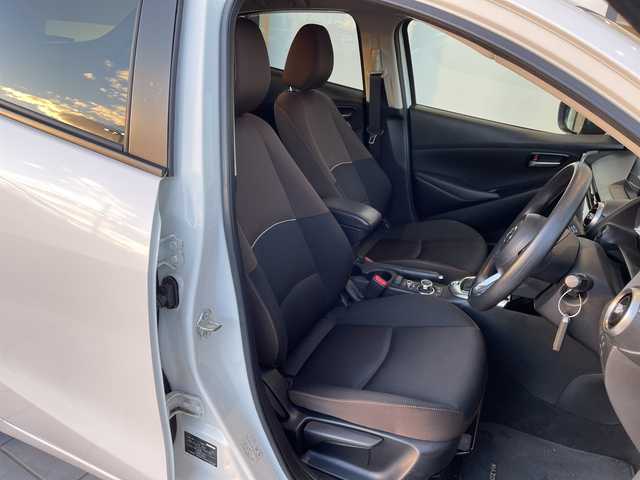 マツダ マツダ２ 15S プロアクティブ 愛知県 2019(令1)年 1.9万km スノーフレイクホワイトパールマイカ 純正ナビ/全方位カメラ/ヘッドアップディスプレイ/ブラインドスポットモニター/LEDヘッドライト/オートマチックハイビーム/ETC/ステアリングスイッチ/スマートキー/プッシュスタート/ドアバイザー/電動格納ミラー