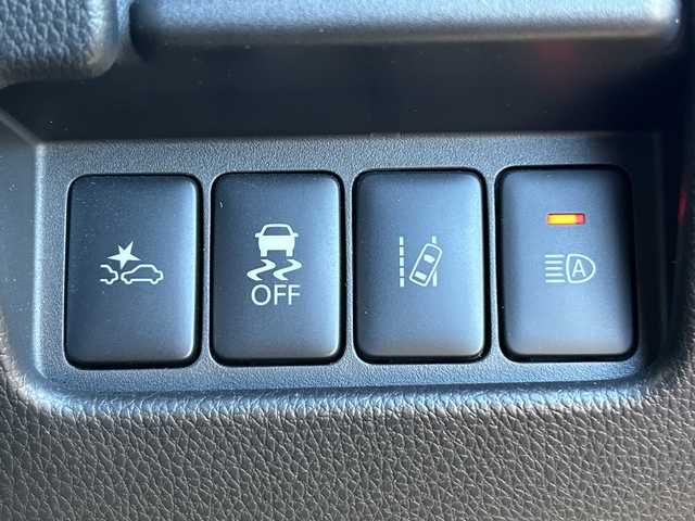 日産 デイズ ルークス HWS X Vセレクション 茨城県 2018(平30)年 4.5万km スパークリングレッド/ブラック 純正メモリナビ【MM318D-W】/(地デジTV・CD・DVD・BT・ラジオ再生)/両側パワースライドドア/衝突軽減ブレーキ/コーナーセンサー/ハーフレザーシート/アラウンドビューモニター/ドライブレコーダー/ETC/オートライト/HIDヘッドライト/純正15inアルミホイール/純正フロアマット/スマートキー