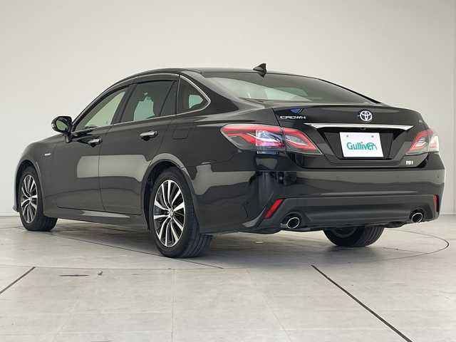 トヨタ クラウン ハイブリッド G 愛知県 2018(平30)年 1.1万km ブラック トヨタセーフティセンス/純正8型ナビ/レーダークルーズコントロール/バックカメラ/パワーシート/ヘッドアップディスプレイ/ブラインドスポットモニター/コーナーセンサー/純正アルミホイール/ＥＴＣ/LEDヘッドライト/パドルシフト/ドライブレコーダー/ステアリングスイッチ/スマートキー/プッシュスタート